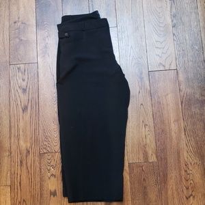 The Limited capri dress pant